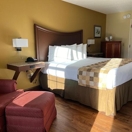 Atkinson Inn & Suites Lumberton Eksteriør billede