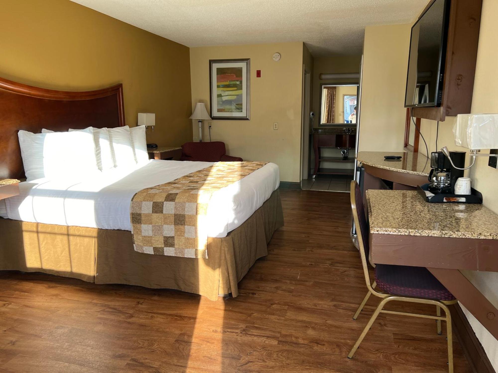 Atkinson Inn & Suites Lumberton Eksteriør billede