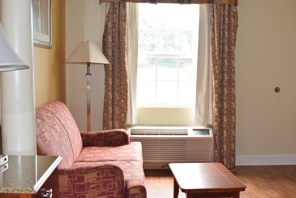 Atkinson Inn & Suites Lumberton Eksteriør billede