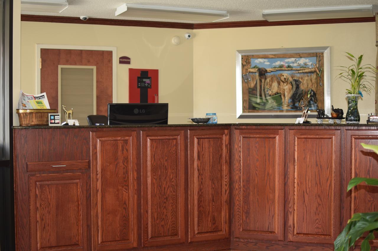 Atkinson Inn & Suites Lumberton Eksteriør billede