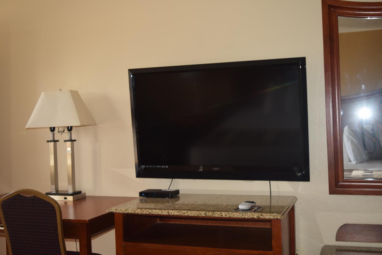 Atkinson Inn & Suites Lumberton Eksteriør billede
