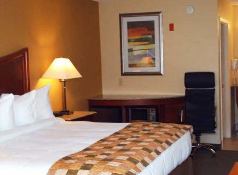 Atkinson Inn & Suites Lumberton Eksteriør billede